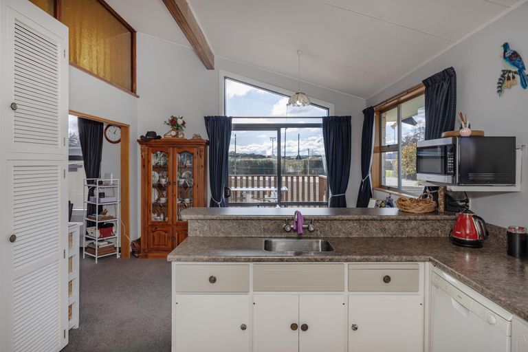 Photo of property in 11 Charles Street, Weston, Oamaru, 9401