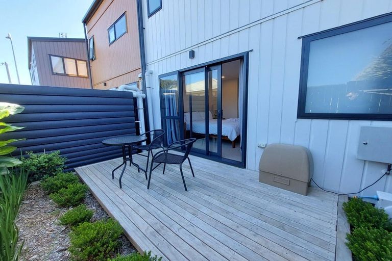 Photo of property in 5/128 Onewa Road, Northcote, Auckland, 0627