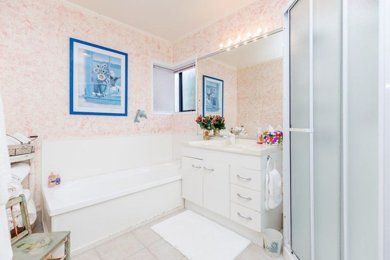 Photo of property in 4 Geoffrey Place, Riverlea, Hamilton, 3216