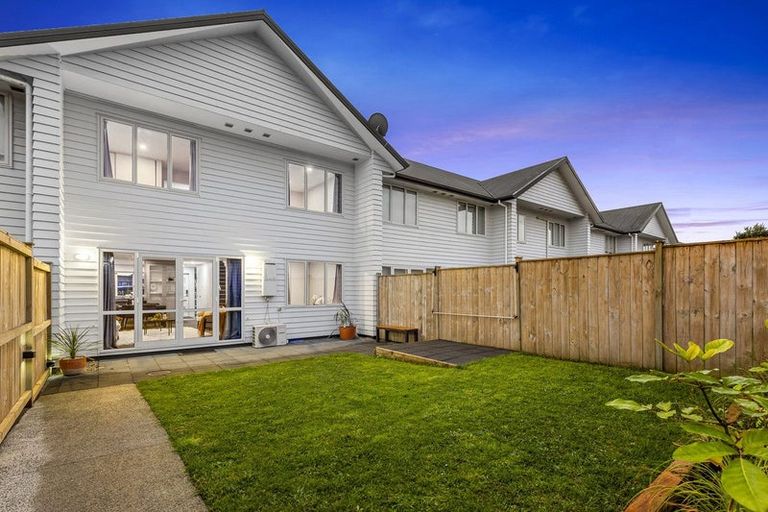 Photo of property in 54 Pencaitland Drive, Flat Bush, Auckland, 2019