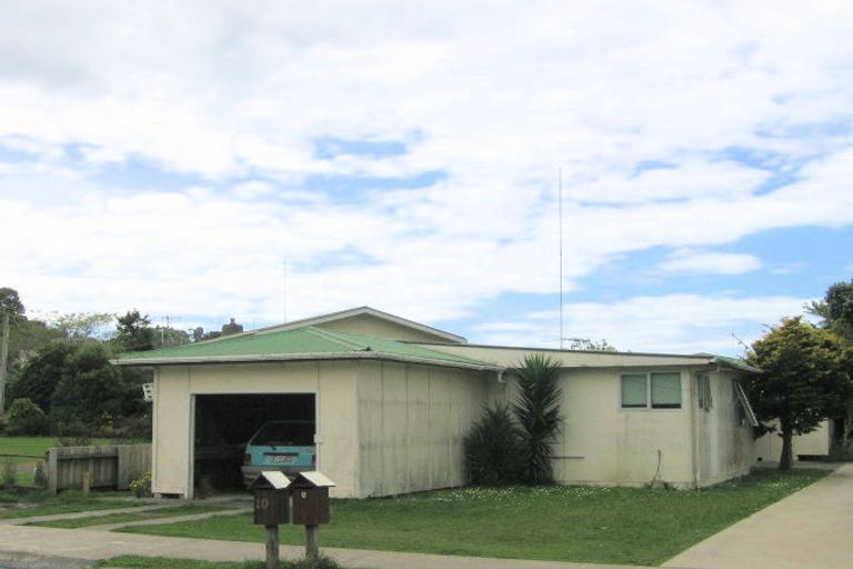 Photo of property in 10 Harbour View Road, Omokoroa, 3114