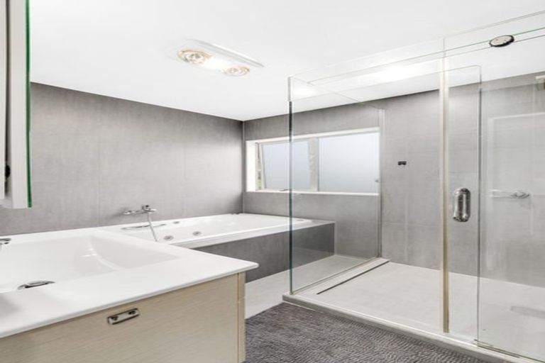 Photo of property in 1/12 Marbeth Court, Botany Downs, Auckland, 2010