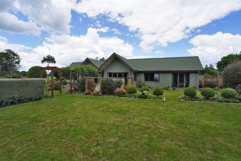 Photo of property in 225 Pencarrow Road, Tamahere, Hamilton, 3283