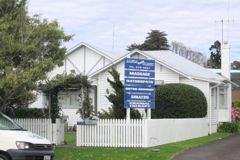 Photo of property in 24 Twelfth Avenue, Tauranga South, Tauranga, 3112