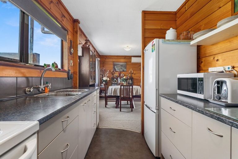 Photo of property in 3b Jet Place, Pukehangi, Rotorua, 3015