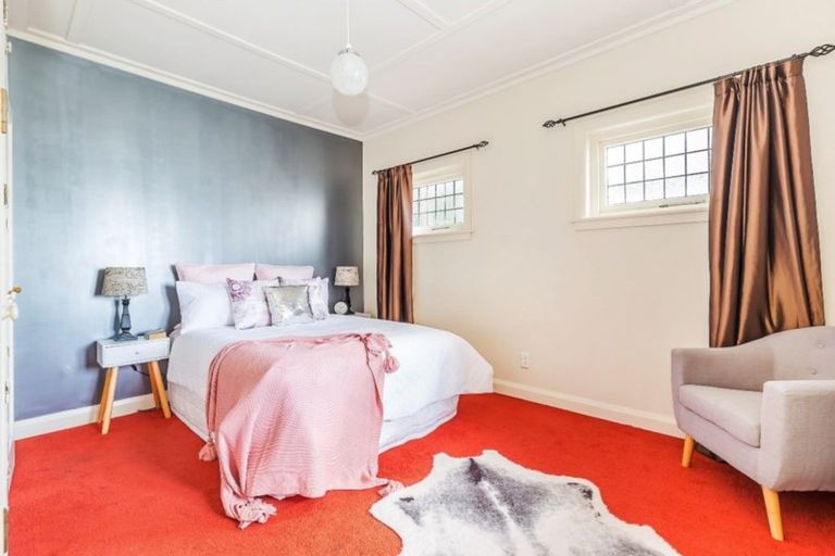 Photo of property in 98 Grafton Road, Roseneath, Wellington, 6011