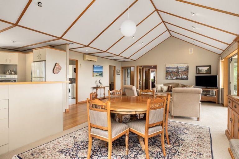 Photo of property in 345 Waitaha Road South, Welcome Bay, Tauranga, 3175