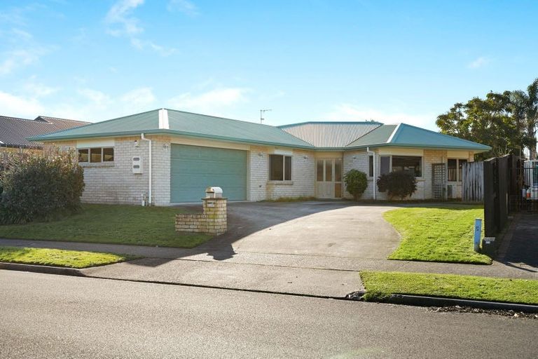 Photo of property in 53 Edenpark Drive, Rototuna North, Hamilton, 3210