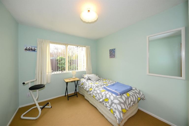Photo of property in 2/33 Studholme Street, Somerfield, Christchurch, 8024