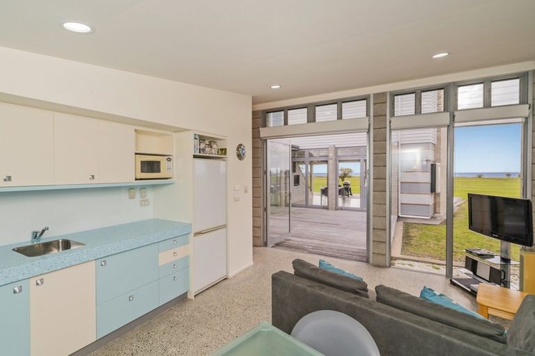 Photo of property in 116 Puka Crescent, Matarangi, Whitianga, 3592