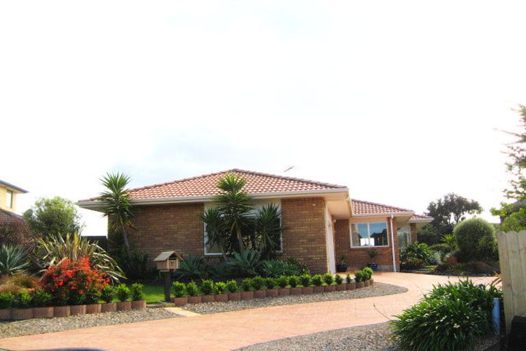 Photo of property in 4 Coral Court, Gulf Harbour, Whangaparaoa, 0930