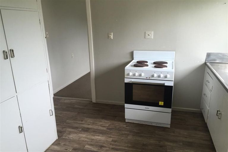 Photo of property in 1/12 Elizabeth Street, Papakura, 2110