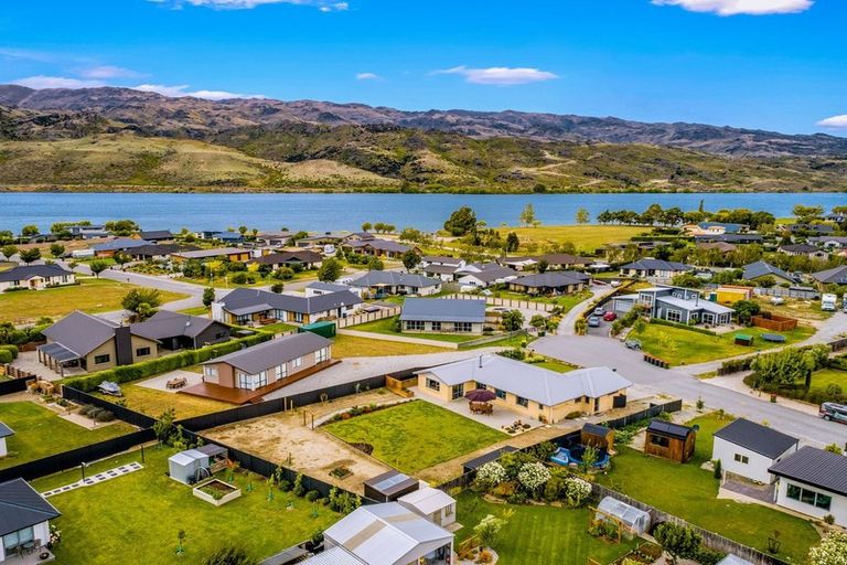 Photo of property in 3 Charisma Court, Mount Pisa, Cromwell, 9383