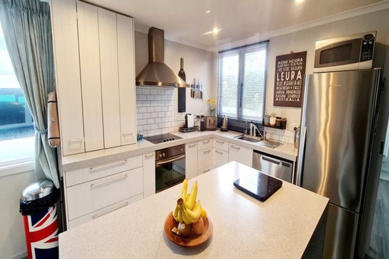 Photo of property in 290 Rosetta Road, Raumati Beach, Paraparaumu, 5032