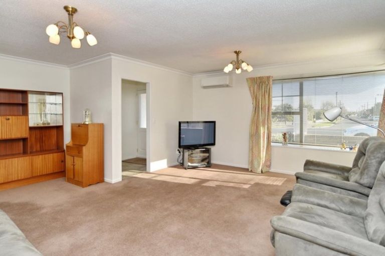 Photo of property in 1/358 Greers Road, Bishopdale, Christchurch, 8053