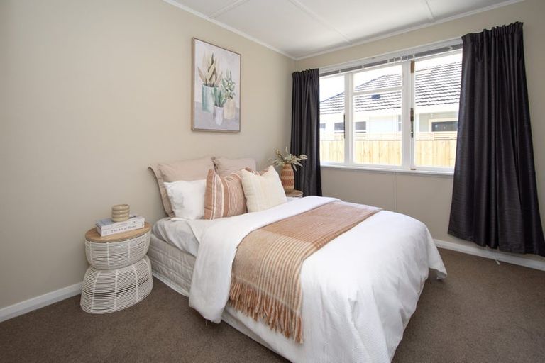 Photo of property in 75 Bower Avenue, New Brighton, Christchurch, 8083