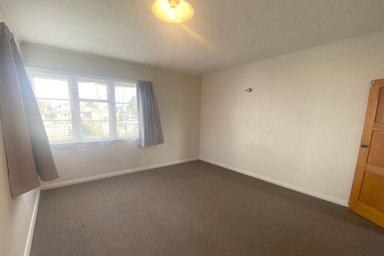 Photo of property in 14 Tika Street, Riccarton, Christchurch, 8041
