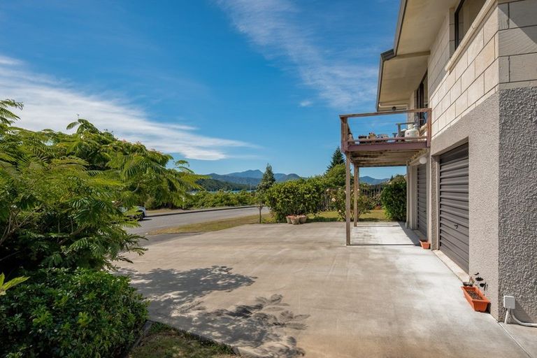 Photo of property in 108 Moana View Road, Waikawa, Picton, 7220