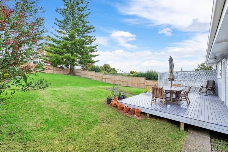 Photo of property in 89 Bond Crescent, Forrest Hill, Auckland, 0620
