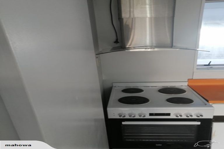 Photo of property in 99a Rata Street, Naenae, Lower Hutt, 5011