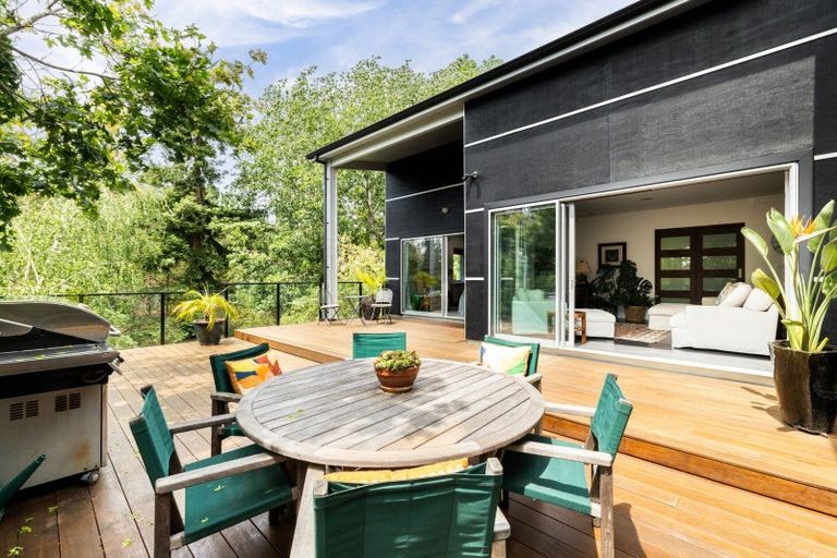 Photo of property in 27a Hikanui Drive, Havelock North, 4130