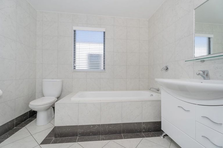 Photo of property in 5c Victoria Street, Whitianga, 3510