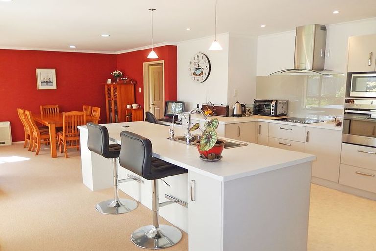 Photo of property in 12 Hannah Place, Holmes Hill, Oamaru, 9401