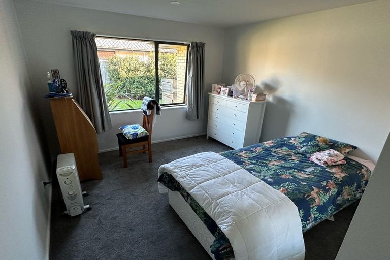 Photo of property in 8 Richard Seddon Drive, Northwood, Christchurch, 8051