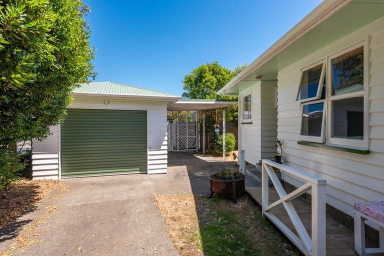Photo of property in 30 Anthony Grove, Paraparaumu Beach, Paraparaumu, 5032