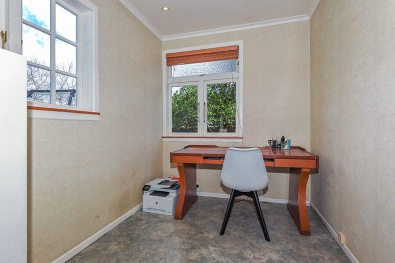 Photo of property in 1 Linwood Avenue, Mount Albert, Auckland, 1025