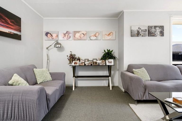 Photo of property in 6 Meldrum Place, Bishopdale, Christchurch, 8051