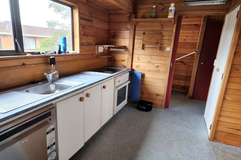 Photo of property in 1/21 Ranfurly Street, Trentham, Upper Hutt, 5018