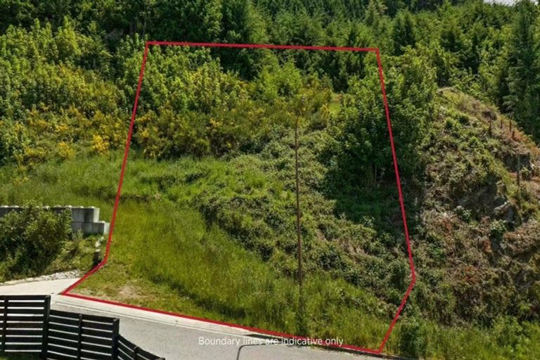 Photo of property in 12 Birch Lane, Queenstown, 9300