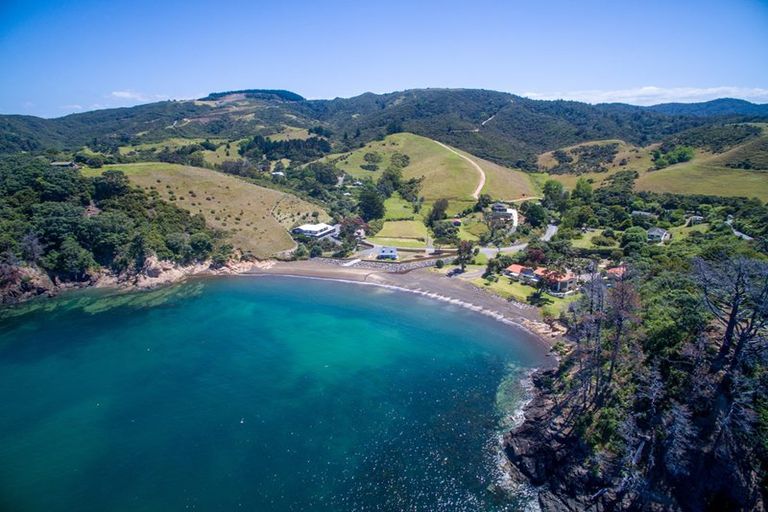 Photo of property in Rockell Road, Helena Bay, Hikurangi, 0184