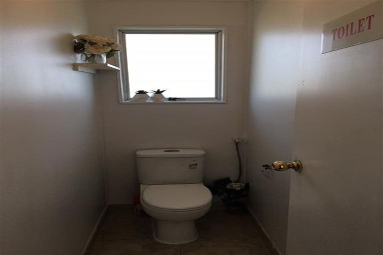 Photo of property in 174 Te Irirangi Drive, Clover Park, Auckland, 2019