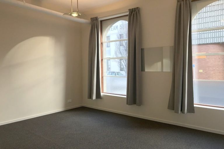Photo of property in 23 Vogel Street, Dunedin Central, Dunedin, 9016