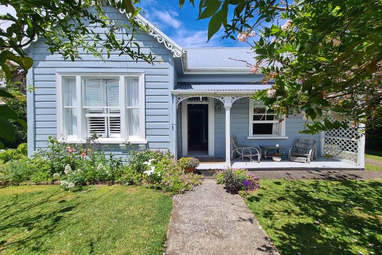 Photo of property in 230 Watt Street, Coromandel, 3506