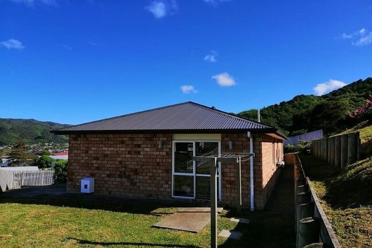 Photo of property in 46h Castlerea Street, Wainuiomata, Lower Hutt, 5014