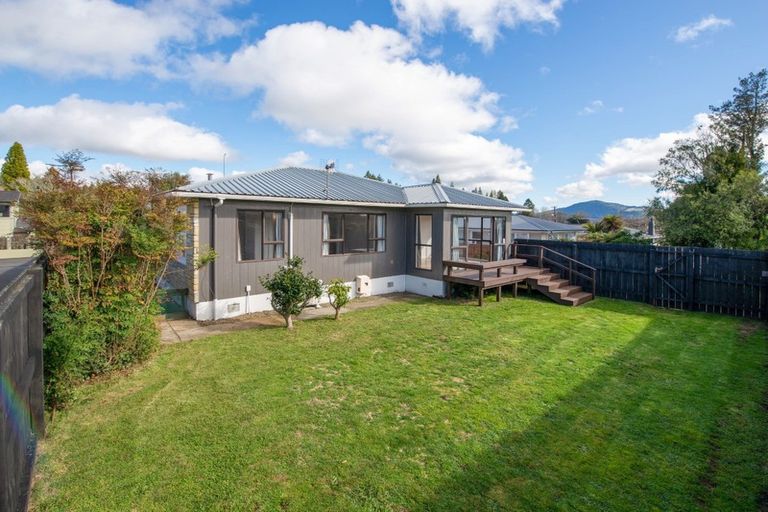 Photo of property in 11 Iles Road, Lynmore, Rotorua, 3010