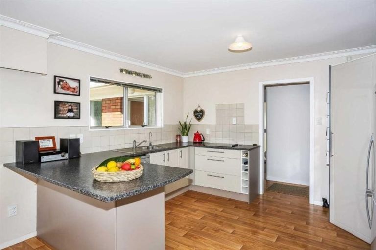 Photo of property in 42 Cooper Street, Pukekohe, 2120