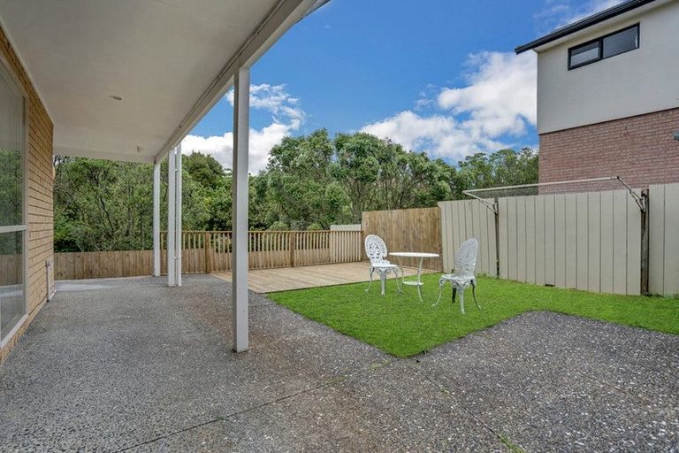 Photo of property in 1/17 Charlenne Close, Ranui, Auckland, 0612