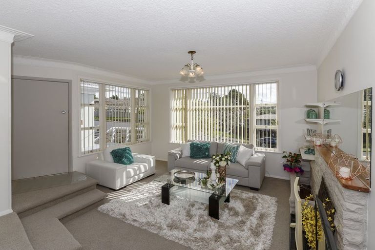 Photo of property in 19 Blease Street, New Lynn, Auckland, 0600