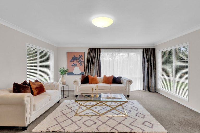 Photo of property in 18 Halcione Close, Flagstaff, Hamilton, 3210