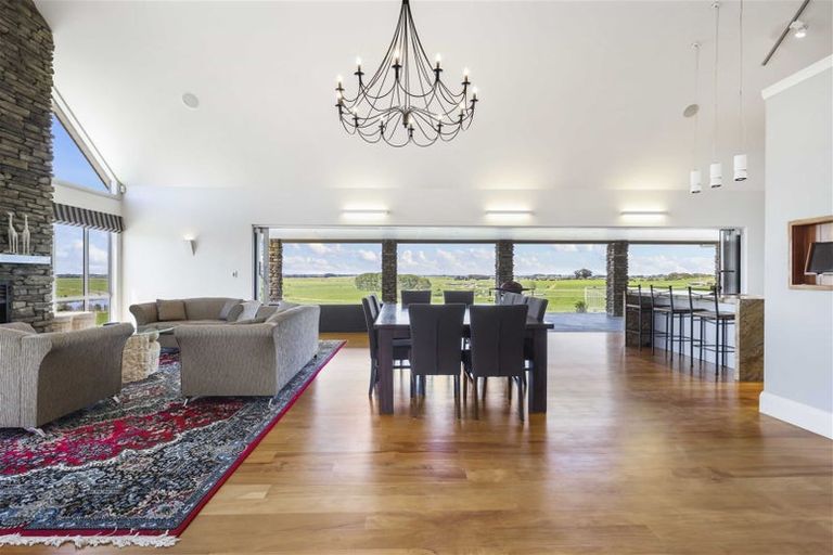 Photo of property in 759 Tuhikaramea Road, Ngahinapouri, Hamilton, 3290