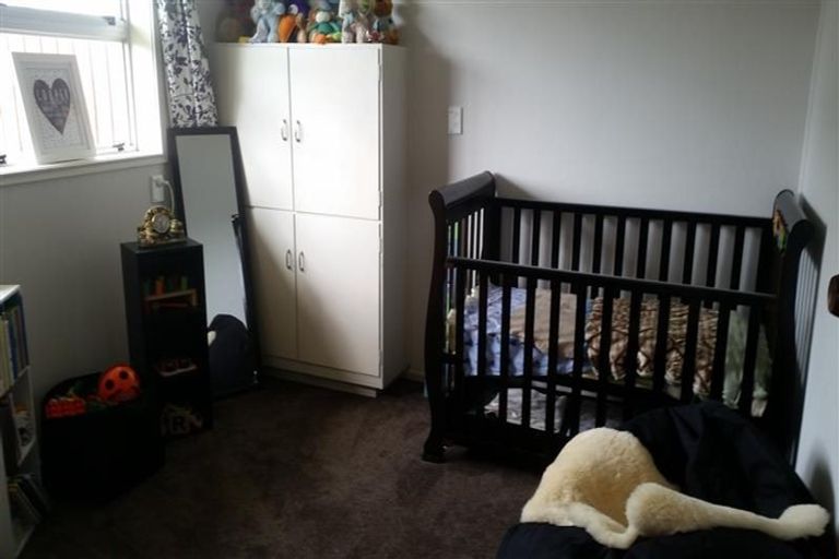 Photo of property in 16 Darwin Crescent, Spotswood, New Plymouth, 4310