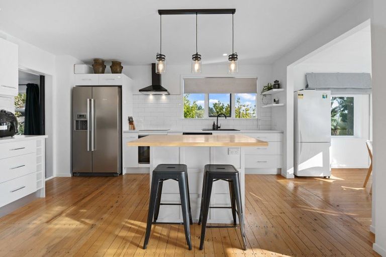 Photo of property in 6 Aoturoa Avenue, Rotoiti Forest, Rotorua, 3074