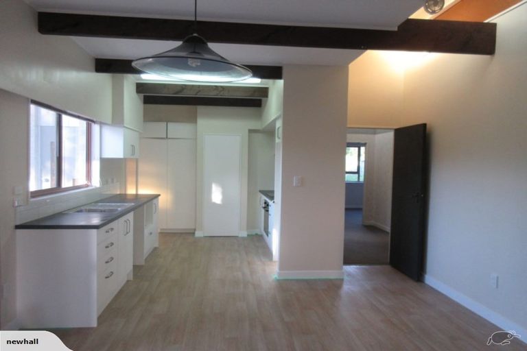 Photo of property in 211 Te Moana Road, Waikanae, 5036