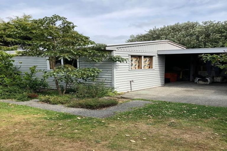Photo of property in 46 Waimea Road, Waikanae Beach, Waikanae, 5036