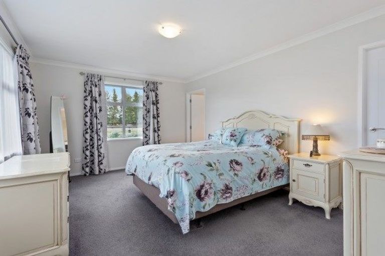 Photo of property in 59 Huntingdon Drive, Rangiora, 7400