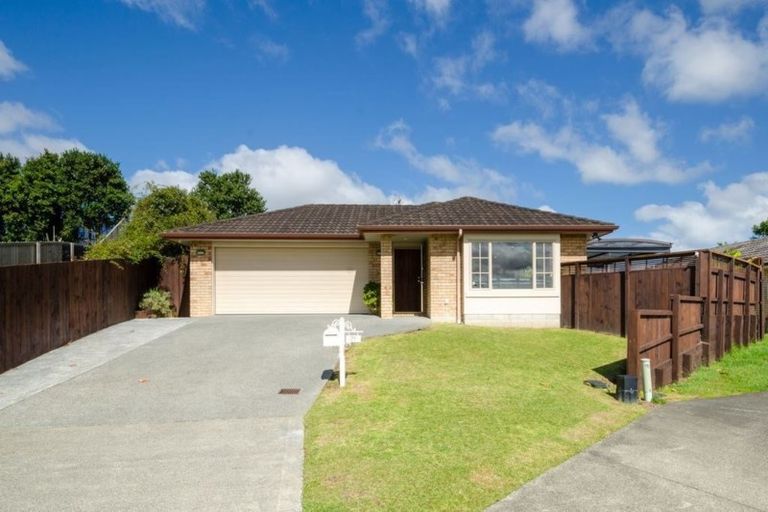Photo of property in 21 Richfield Crescent, Westgate, Auckland, 0614